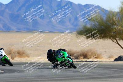 media/Jan-08-2022-SoCal Trackdays (Sat) [[1ec2777125]]/Turn 4 (1145am)/